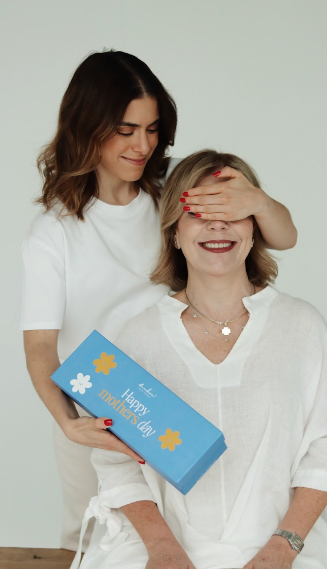 MOTHER'S DAY BOX